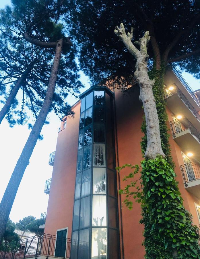 Hotel B&B Des Bains Milano Marittima Dış mekan fotoğraf