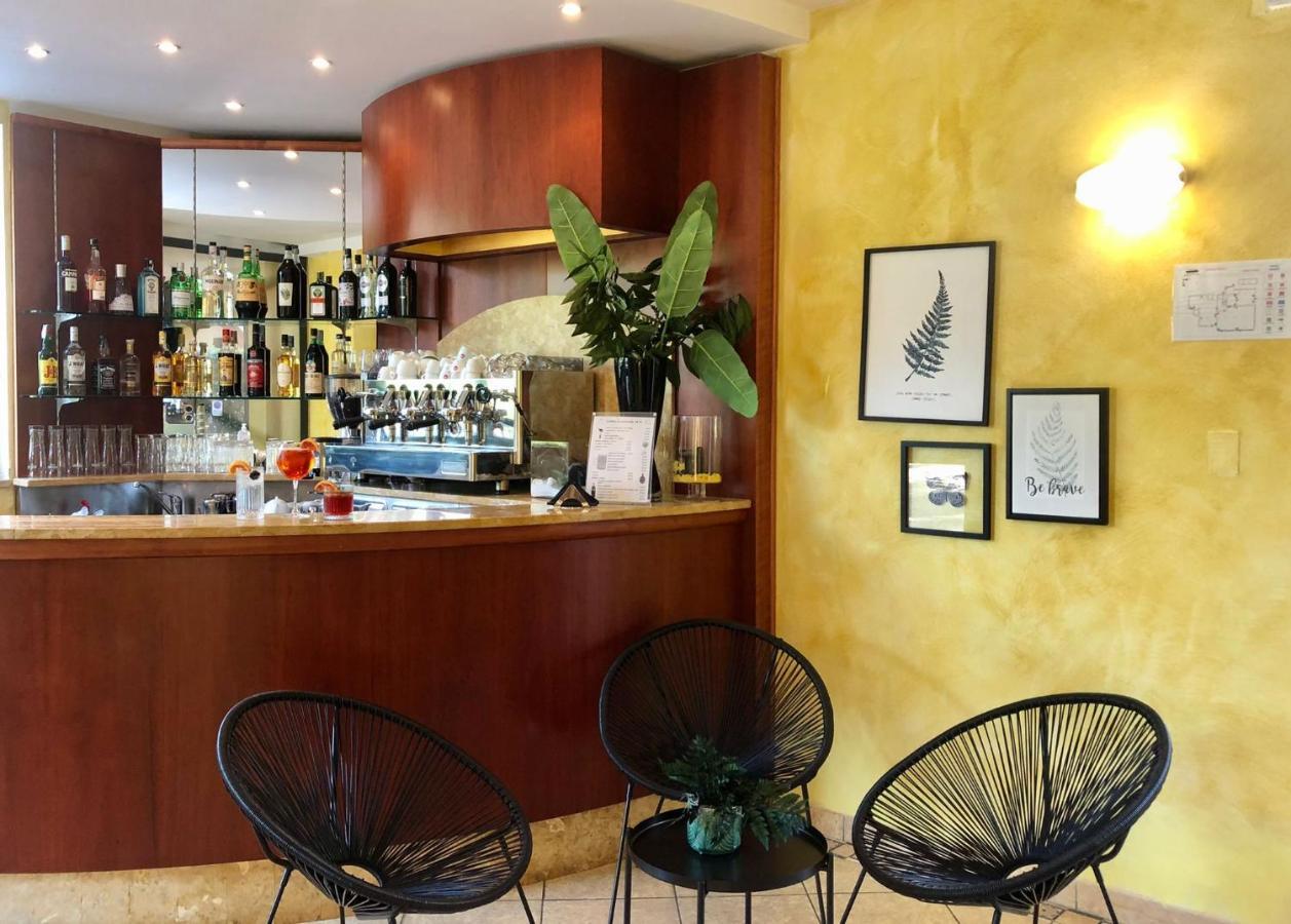 Hotel B&B Des Bains Milano Marittima Dış mekan fotoğraf