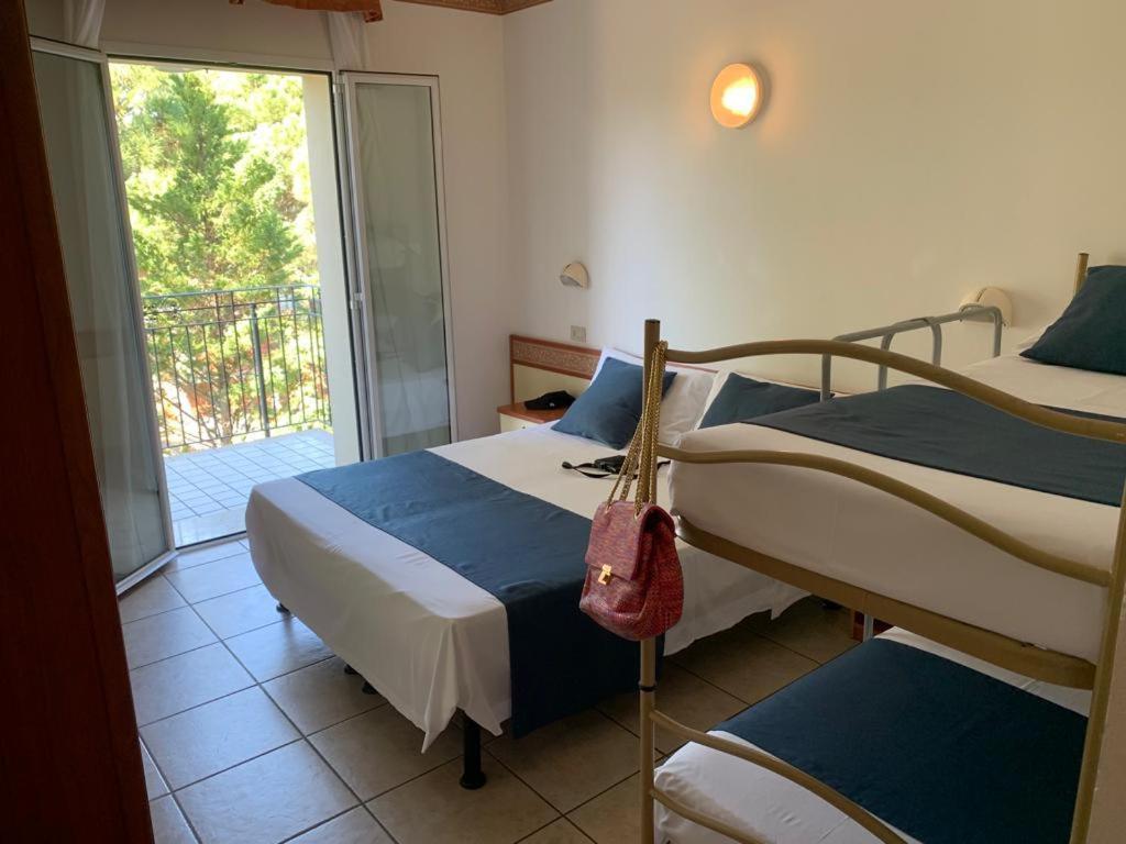 Hotel B&B Des Bains Milano Marittima Dış mekan fotoğraf