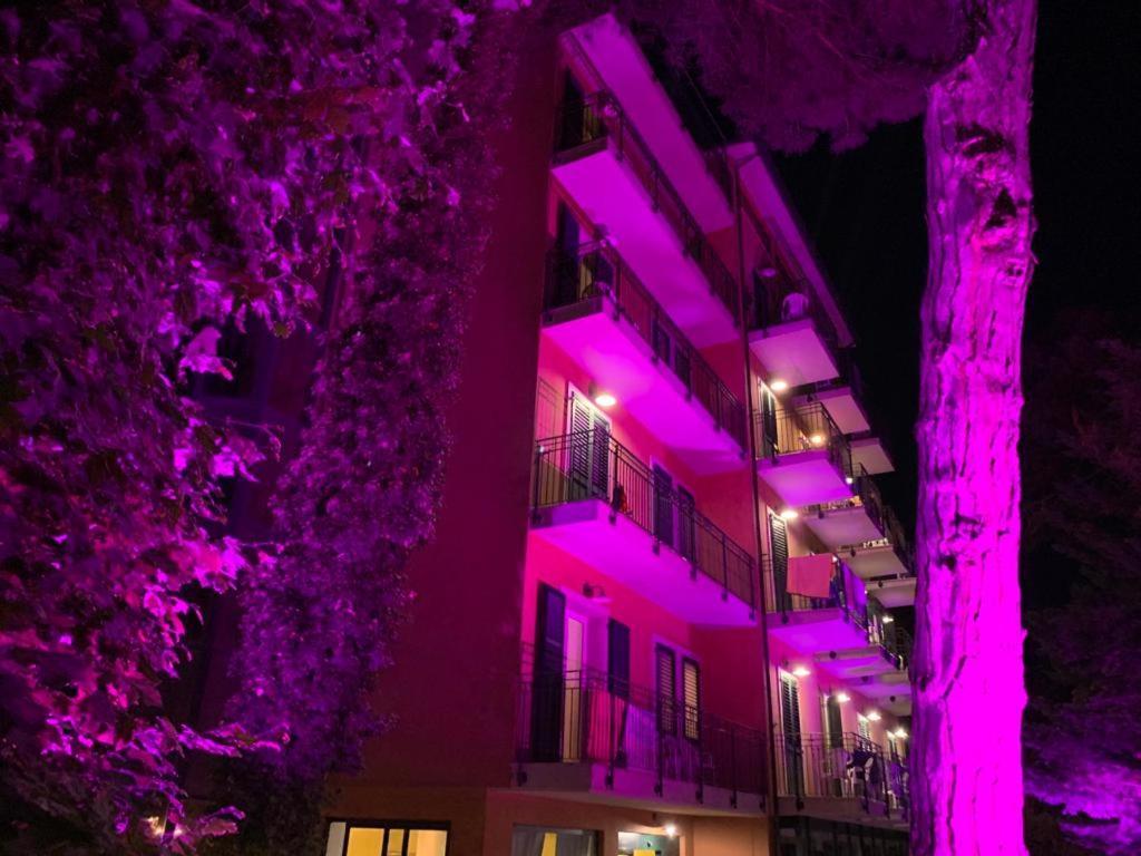 Hotel B&B Des Bains Milano Marittima Dış mekan fotoğraf